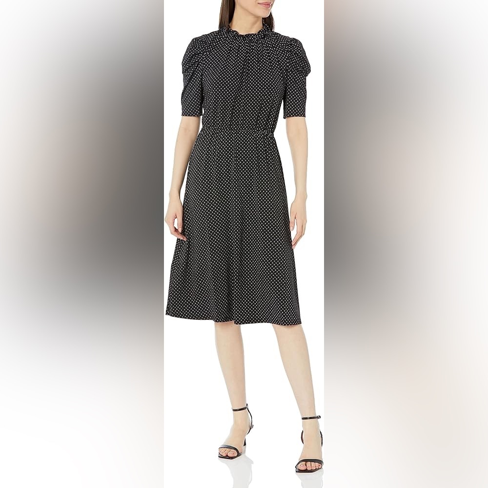 Adrianna Papell Women's Short Sleeve Ruffle Neck Dress